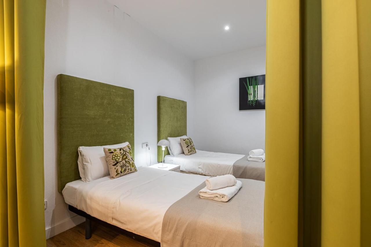 Waou Apartamentos En Sol Confort 5 Madrid Kültér fotó